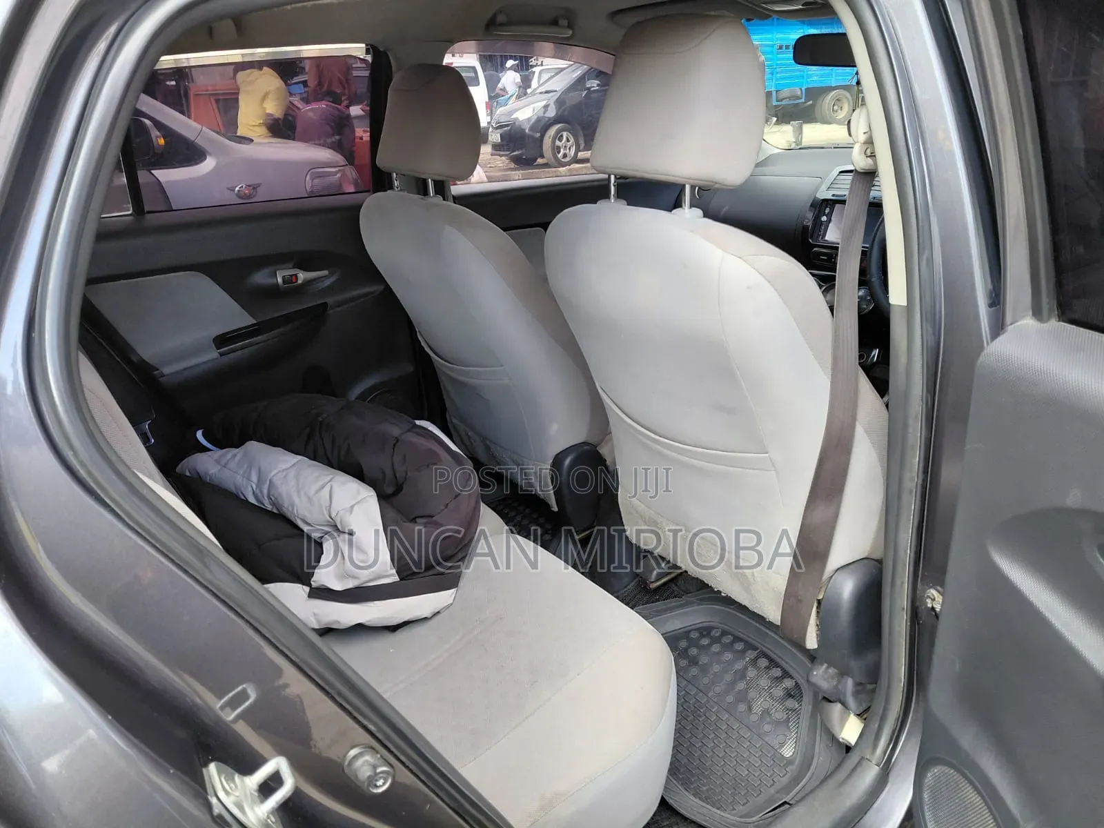 Toyota IST 2008