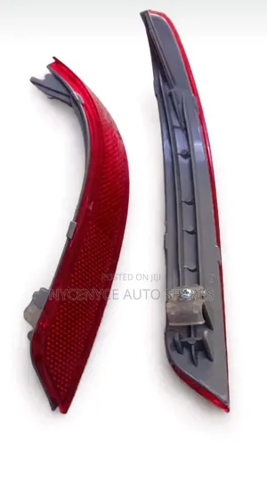 Lear Reflector Nissan Wingroad Y12 / Sulphy