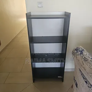 Good Condition Bookshelf