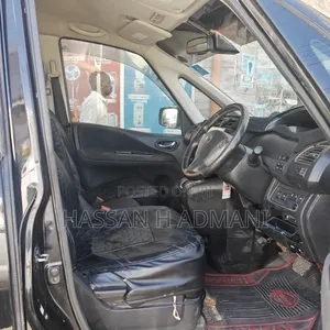 Nissan Serena 2015 Black