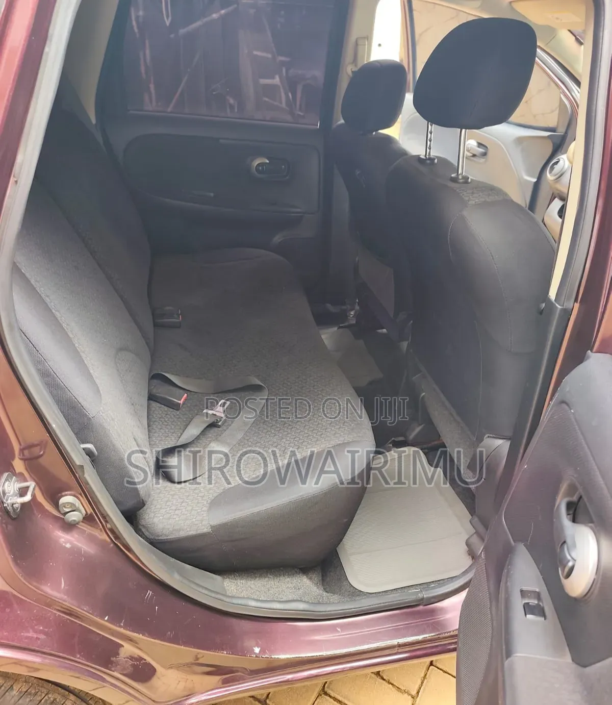 Nissan Note 2011 Maroon