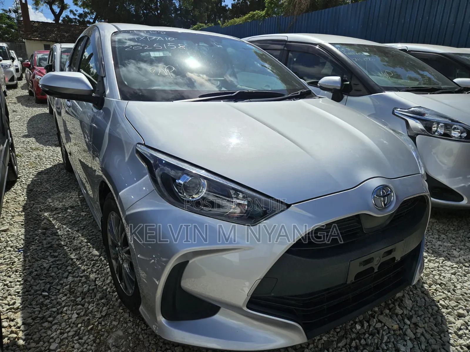 Toyota Yaris 2020 Silver