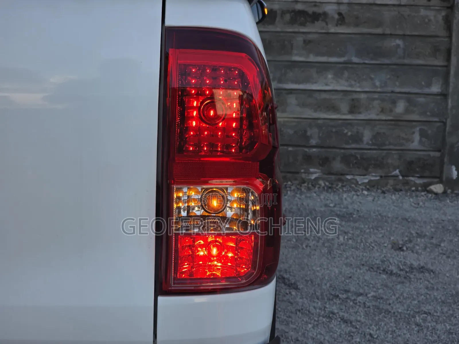Toyota Hilux 2020 White