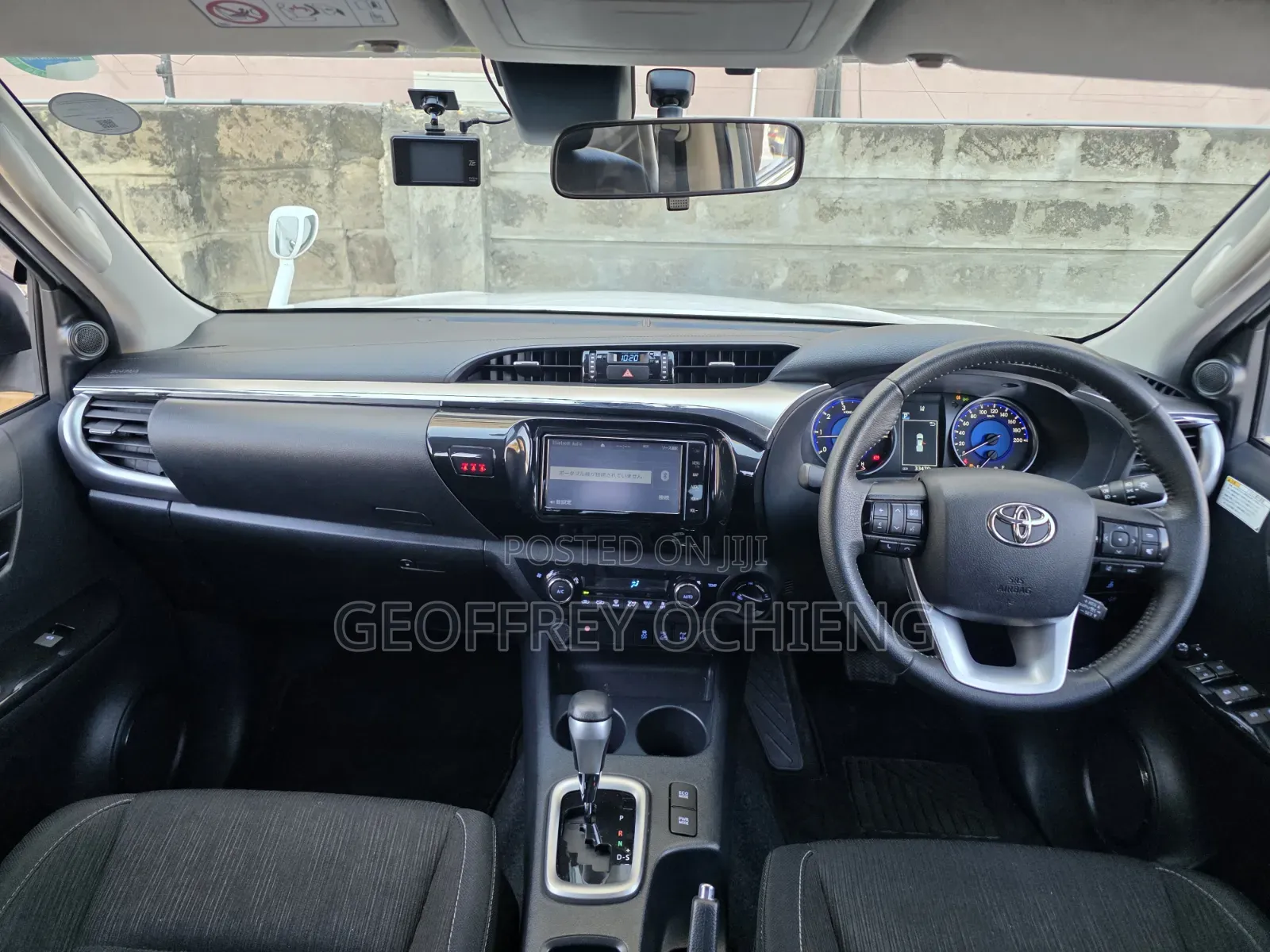 Toyota Hilux 2020 White