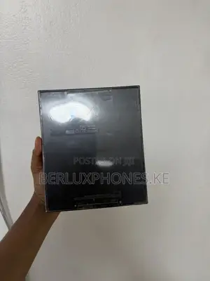 New Samsung Galaxy Z Fold4 256 GB Silver