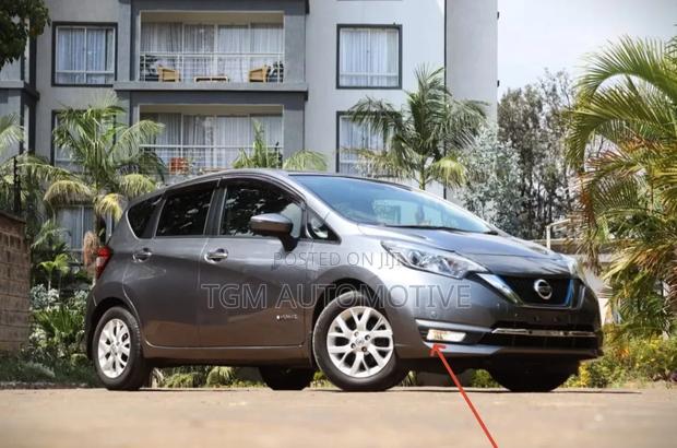 Nissan Note 2018 Fog Lights + Fog Covers - thumbnail 2
