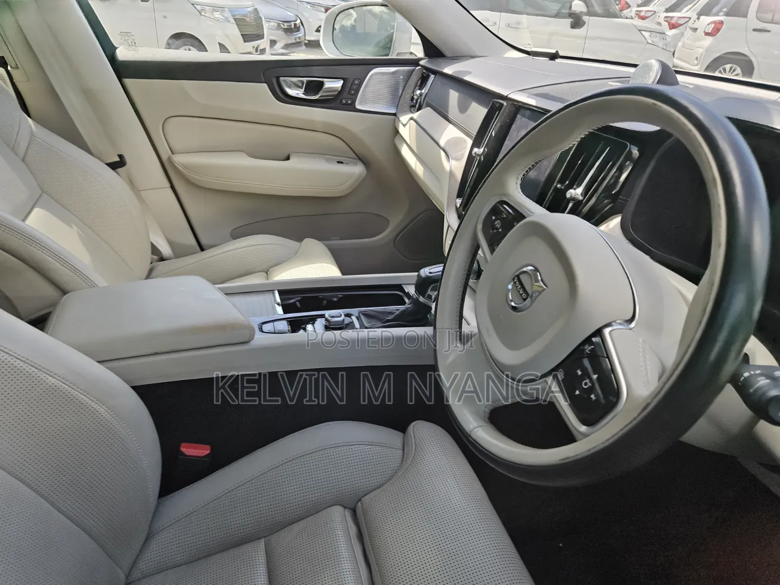 Volvo XC60 2020 Silver