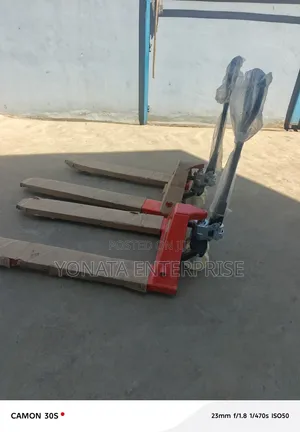 3T Pallet Truck for Sale (Suppliers)