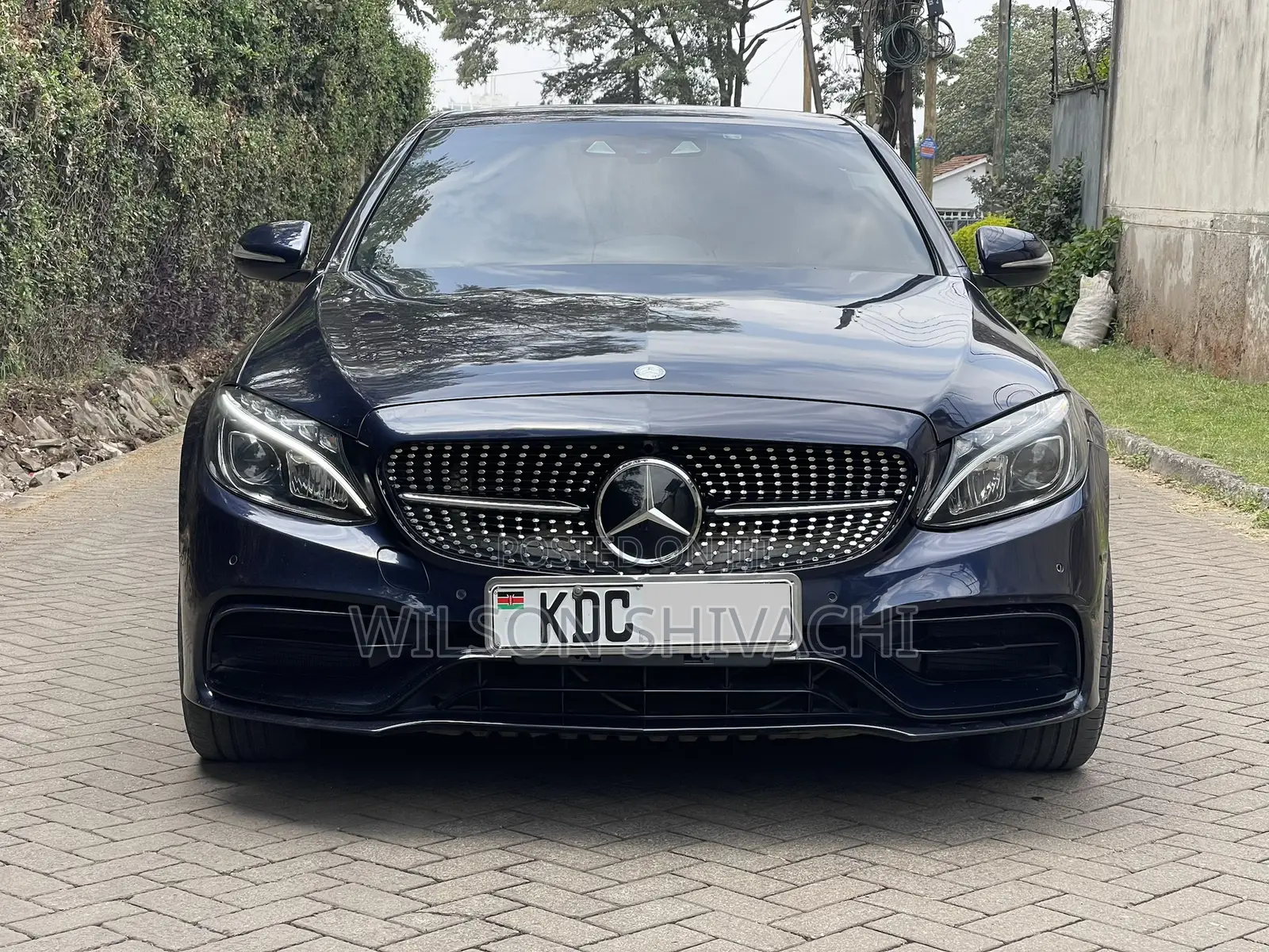 Mercedes-Benz C180 2015 Blue