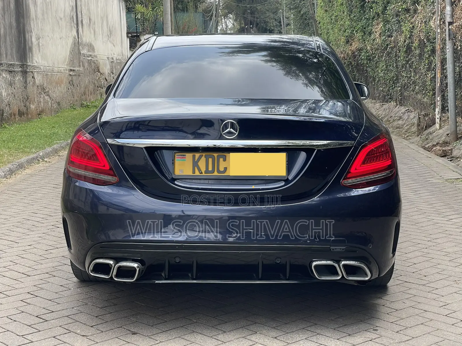 Mercedes-Benz C180 2015 Blue