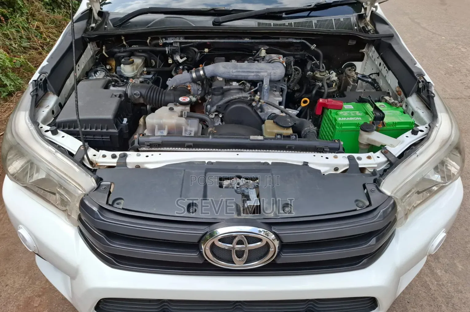 Toyota Hilux 2016 White