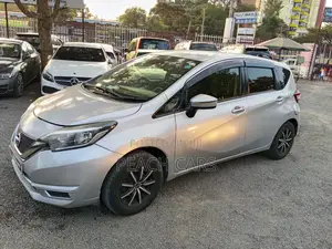 Nissan Note 2017 Silver