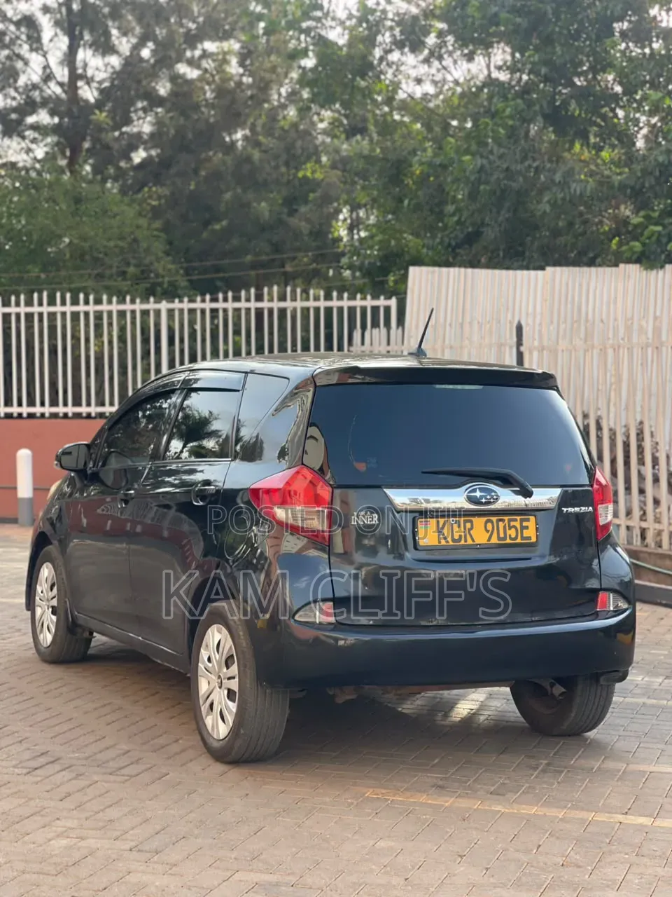 Toyota Ractis 2011 Black