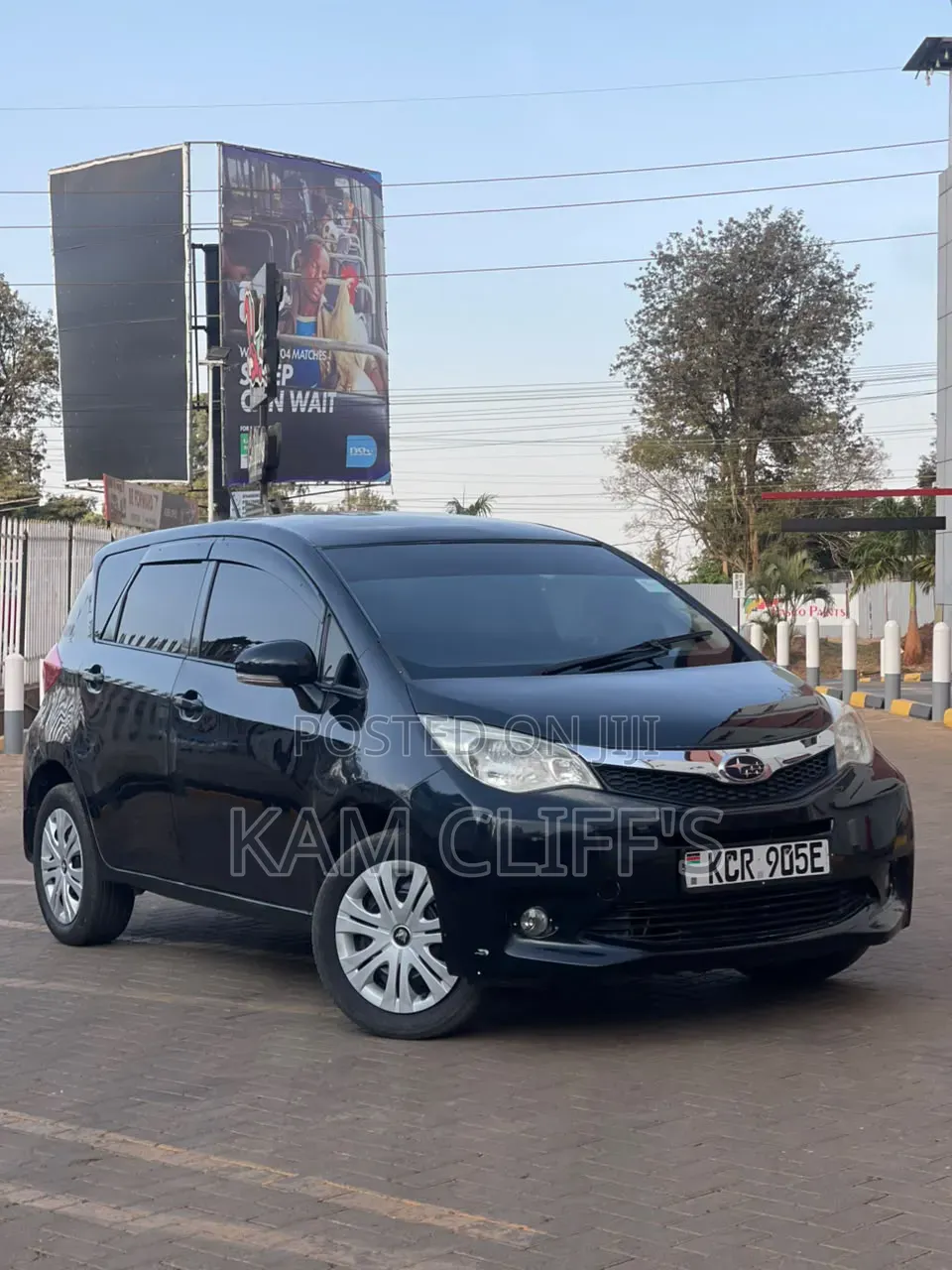 Toyota Ractis 2011 Black