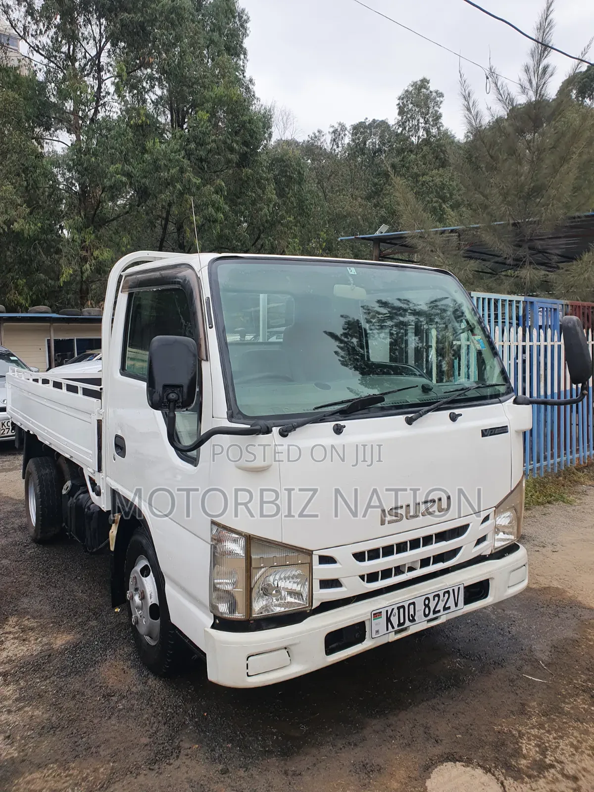 Isuzu Elf 2017