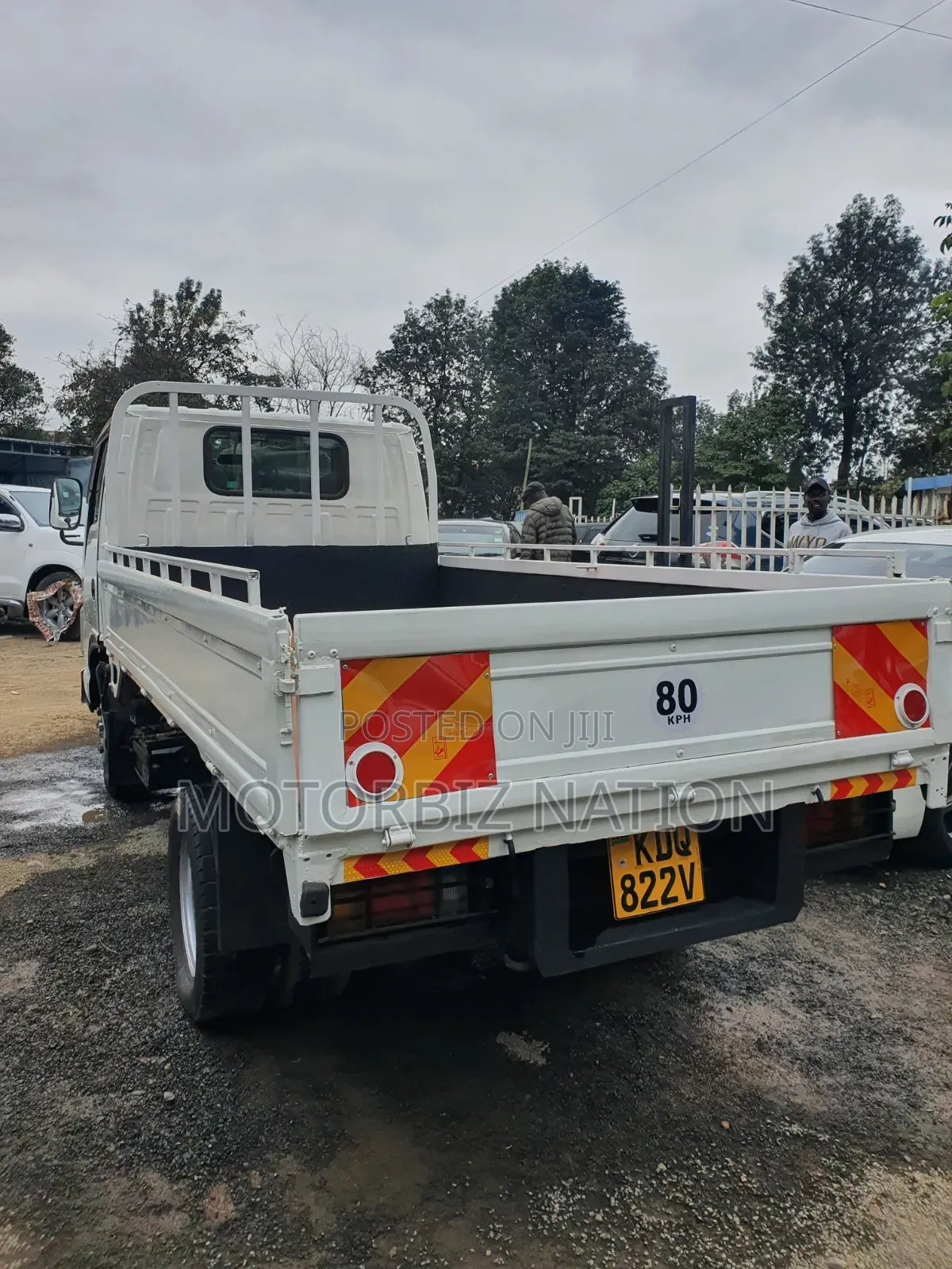 Isuzu Elf 2017