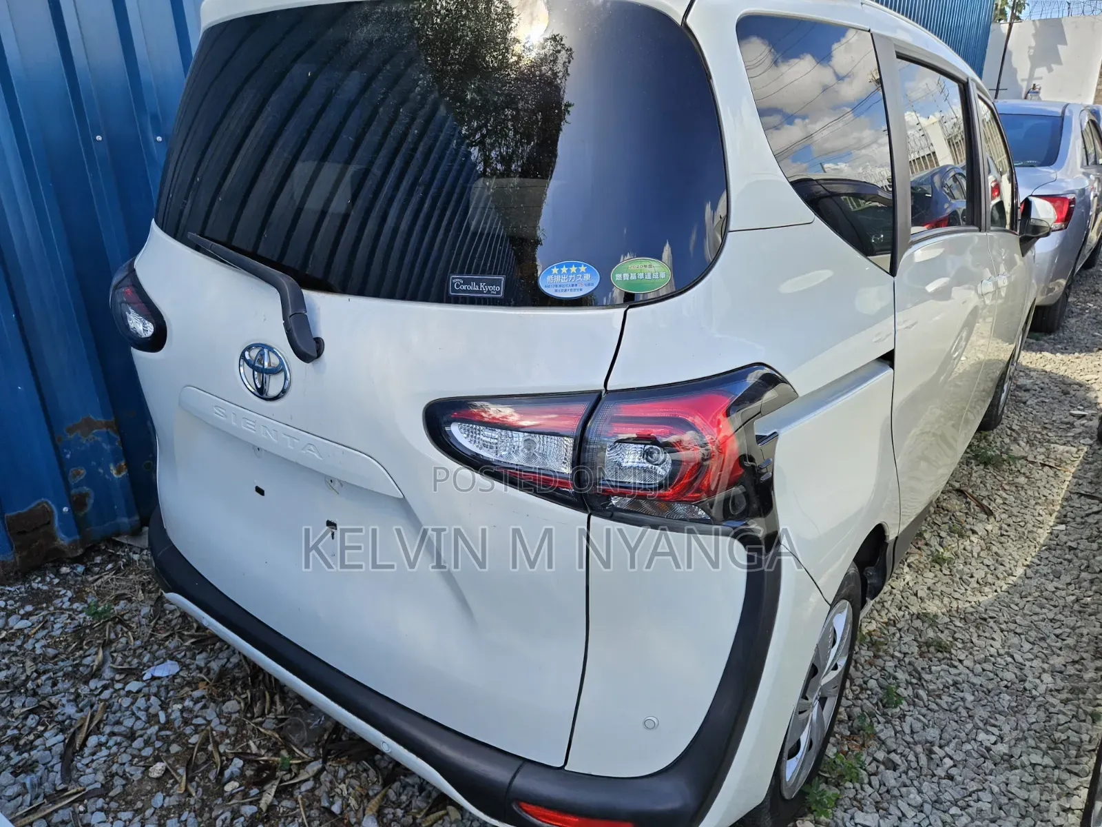 Toyota Sienta 2019 White