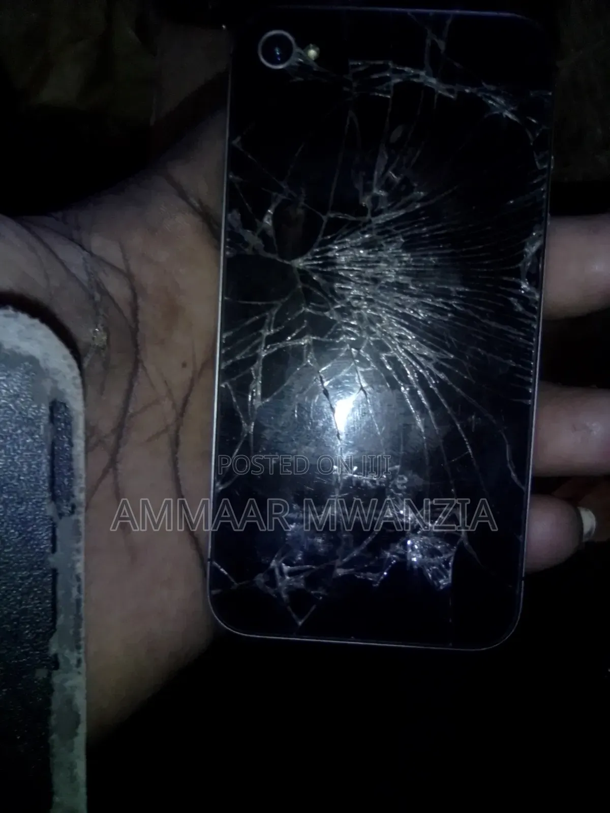 Apple iPhone 4 8 GB Silver
