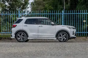 Toyota Raize 1.0 FWD 2019 White
