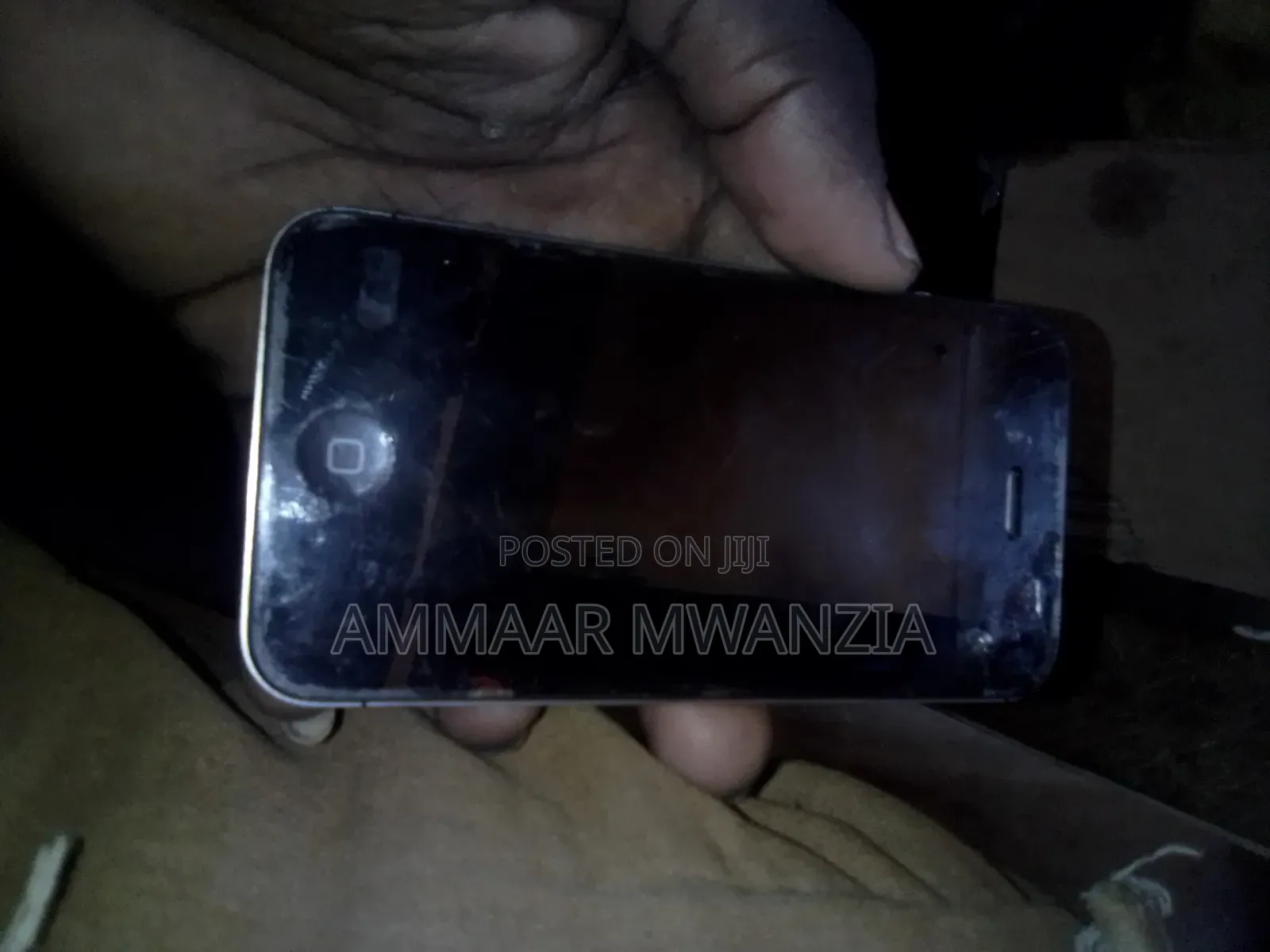 Apple iPhone 4 8 GB Silver