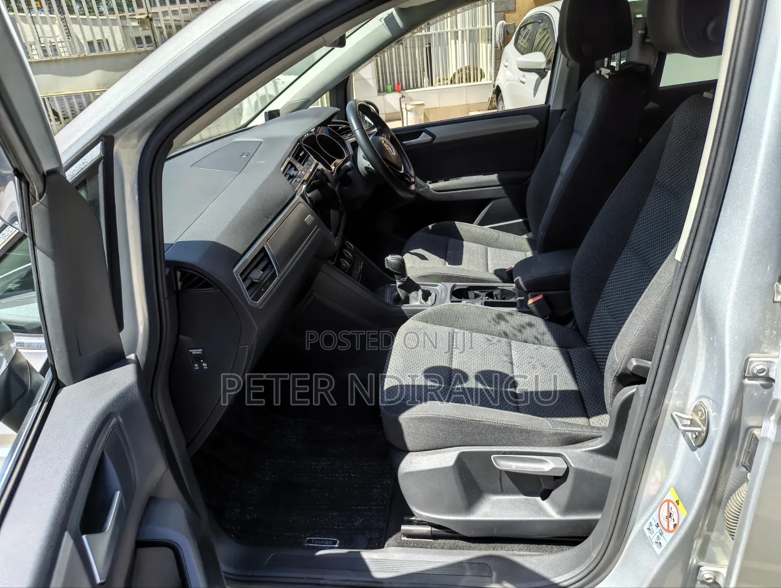 Volkswagen Touran 2018 Silver