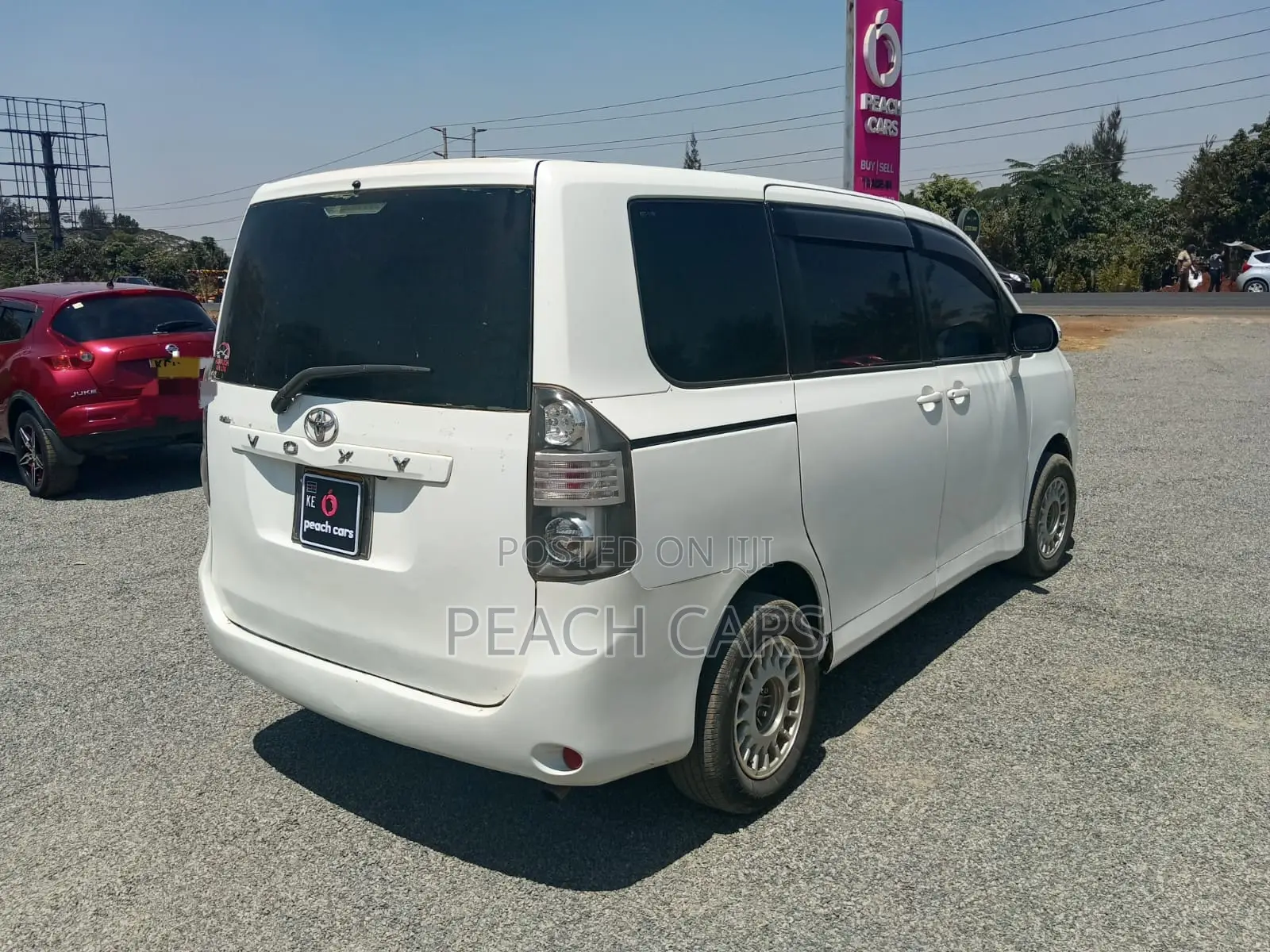 Toyota Voxy 2008 White