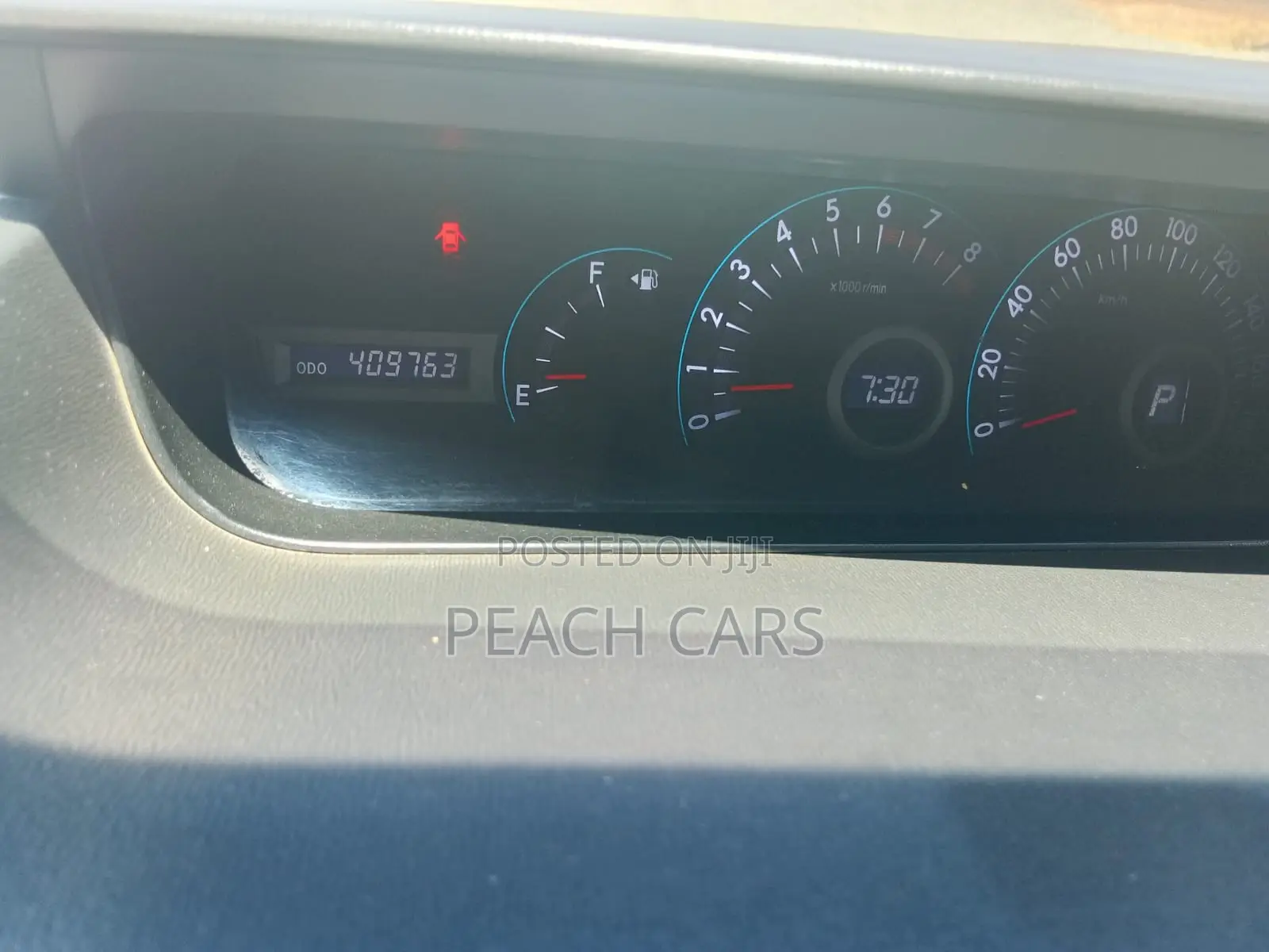 Toyota Voxy 2008 White