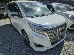 Toyota Esquire 2020 White