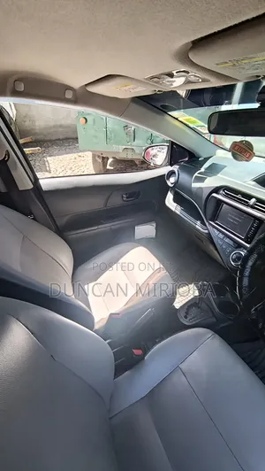 Toyota Aqua 2015 Gray