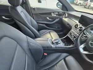 Mercedes-Benz C200 2019 Gray