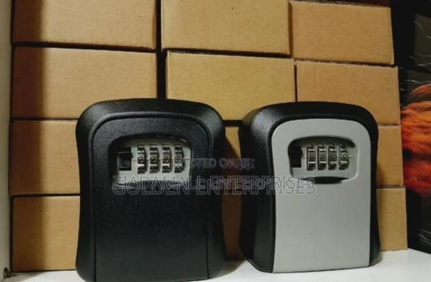 Keylock-Secure Key Holder Box With Password Lock - thumbnail 2