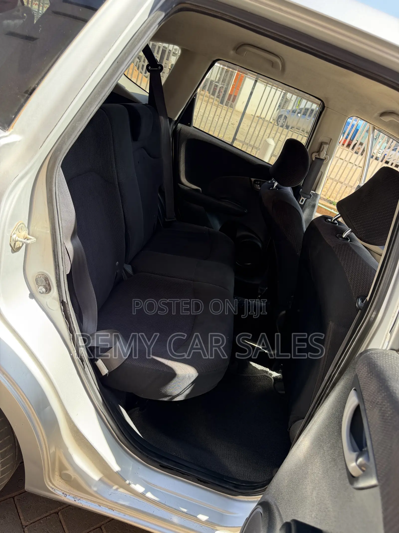 Honda Fit 2012 Silver