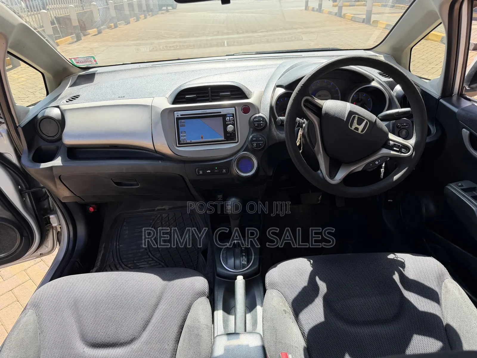 Honda Fit 2012 Silver