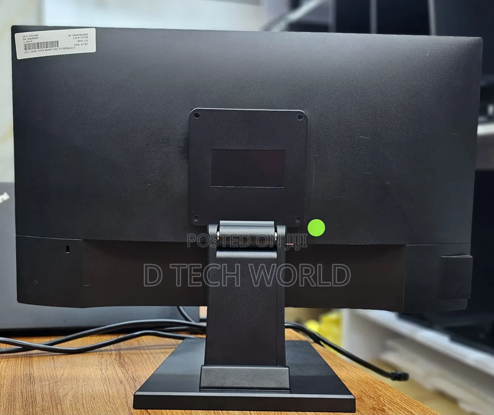 Dell P2219 22 Inch Monitor 
Hdmi, Display Vga