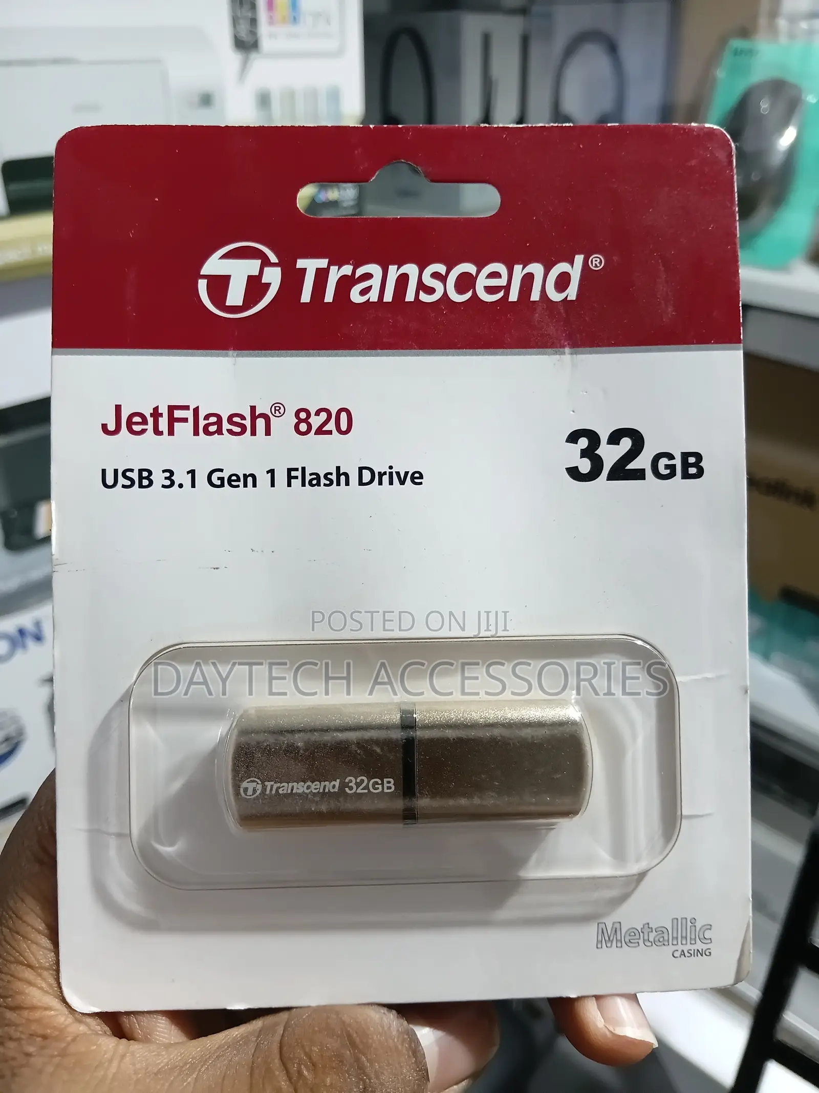 Transcend JetFlash 820 32GB USB 3.1 Gen 1 Flash Drive