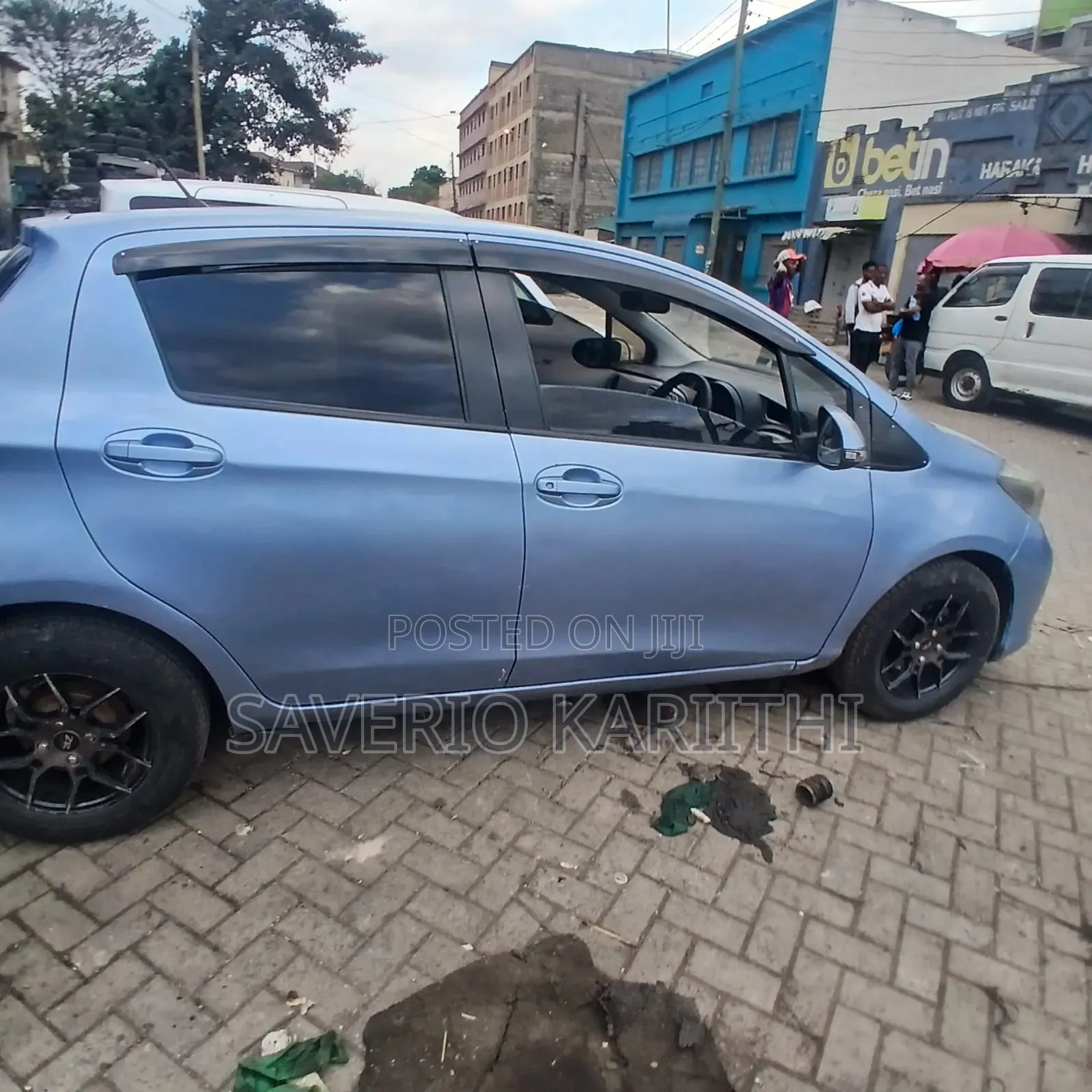 Toyota Vitz 2014 Blue