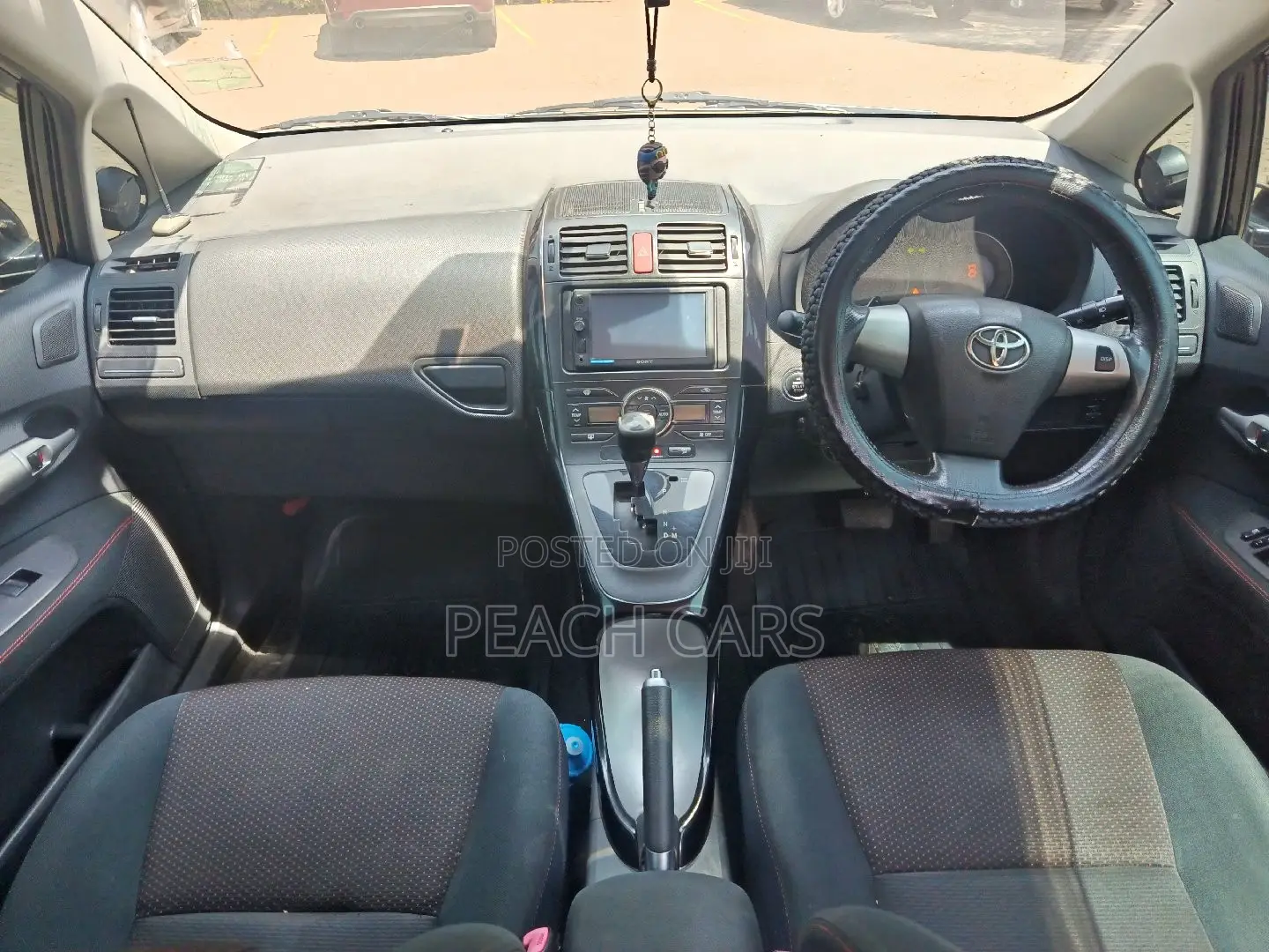 Toyota Auris 2010 Black