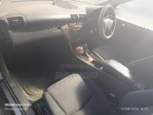Mercedes-Benz C200 2003 Silver