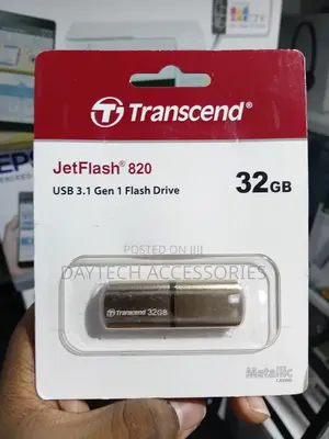 Transcend 32GB JetFlash 820G USB 3.0 Flash Drive, Gold