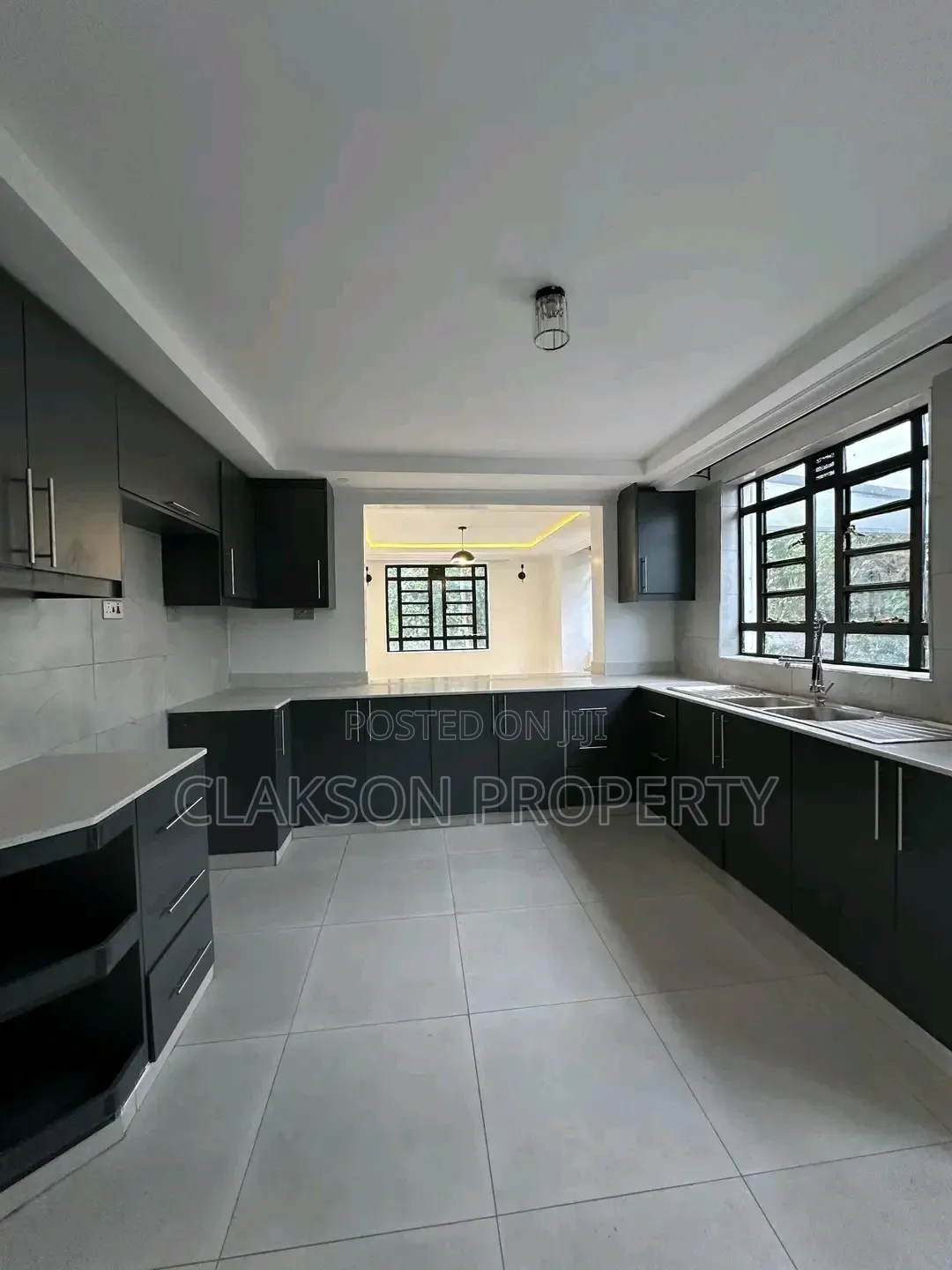 5bdrm Townhouse / Terrace in Karen for rent