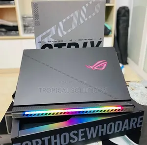 New Laptop Asus ROG Strix SCAR 18 64GB Intel Core Ultra 9 SSD 4T