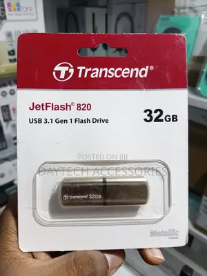 Transcend JetFlash 820 32GB Pen Drive/Flash Drive (Gold)