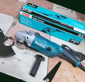 Makita GA9020 Heavy Duty 9-Inch (230mm) Angle Grinder – 2200W