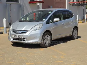 Honda Fit 2012 Silver