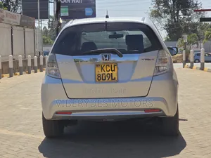 Honda Fit 2012 Silver