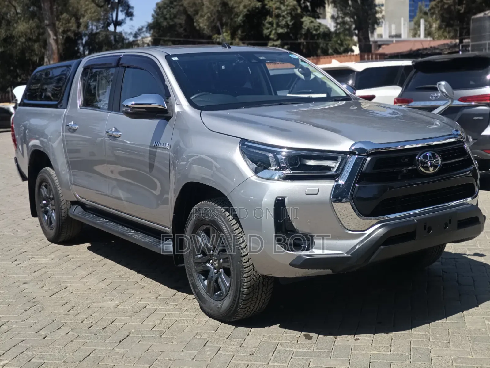 Toyota Hilux 2021 Silver
