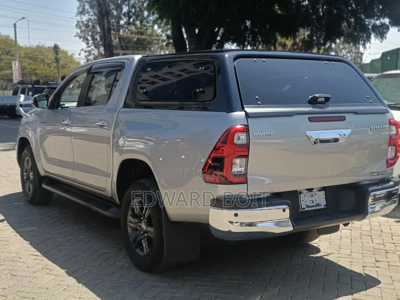 Toyota Hilux 2021 Silver