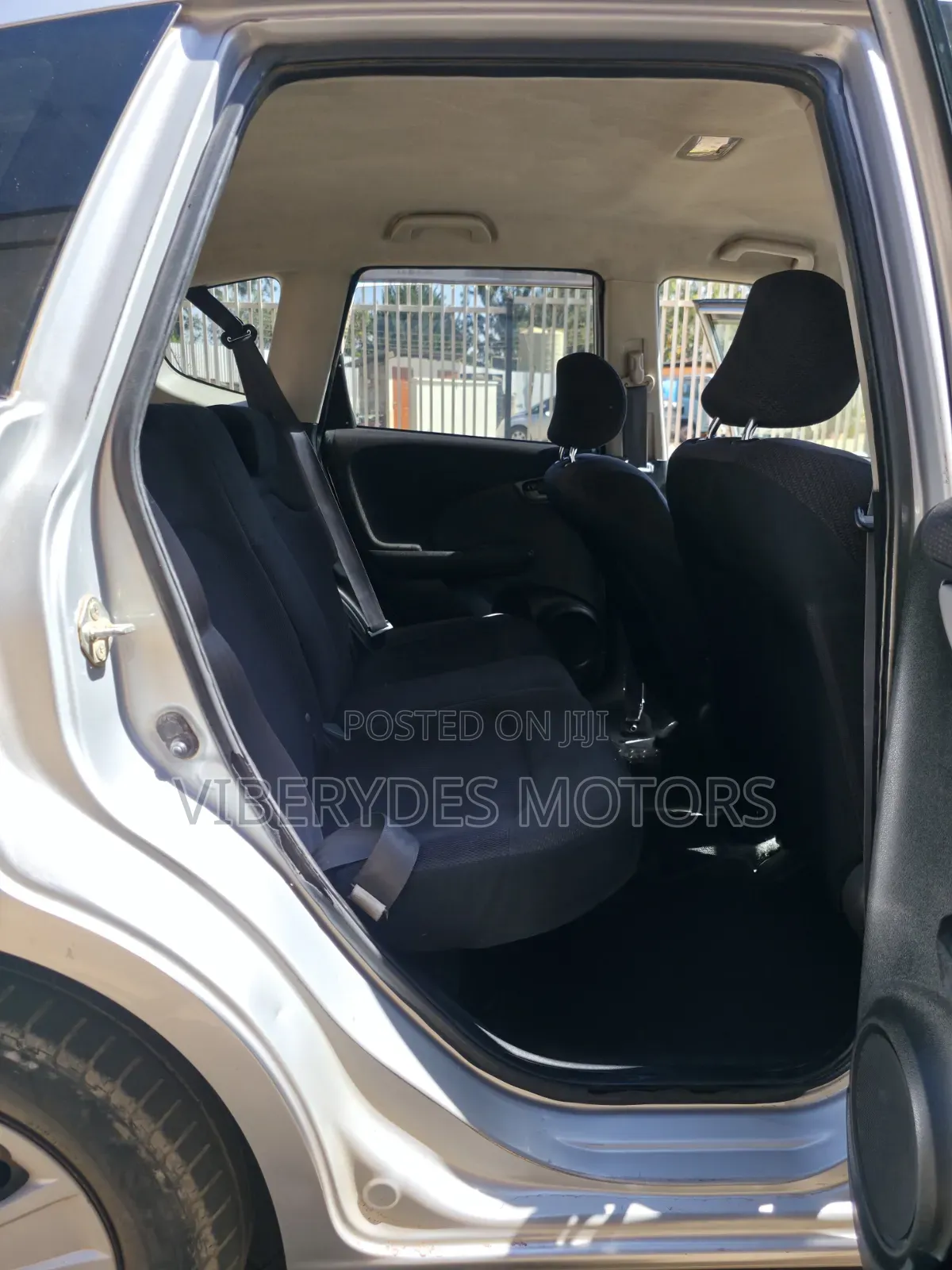 Honda Fit 2012 Silver