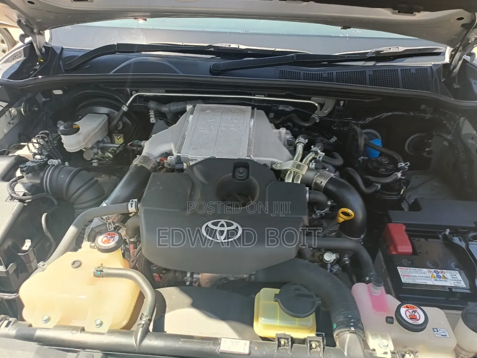 Toyota Hilux 2021 Silver