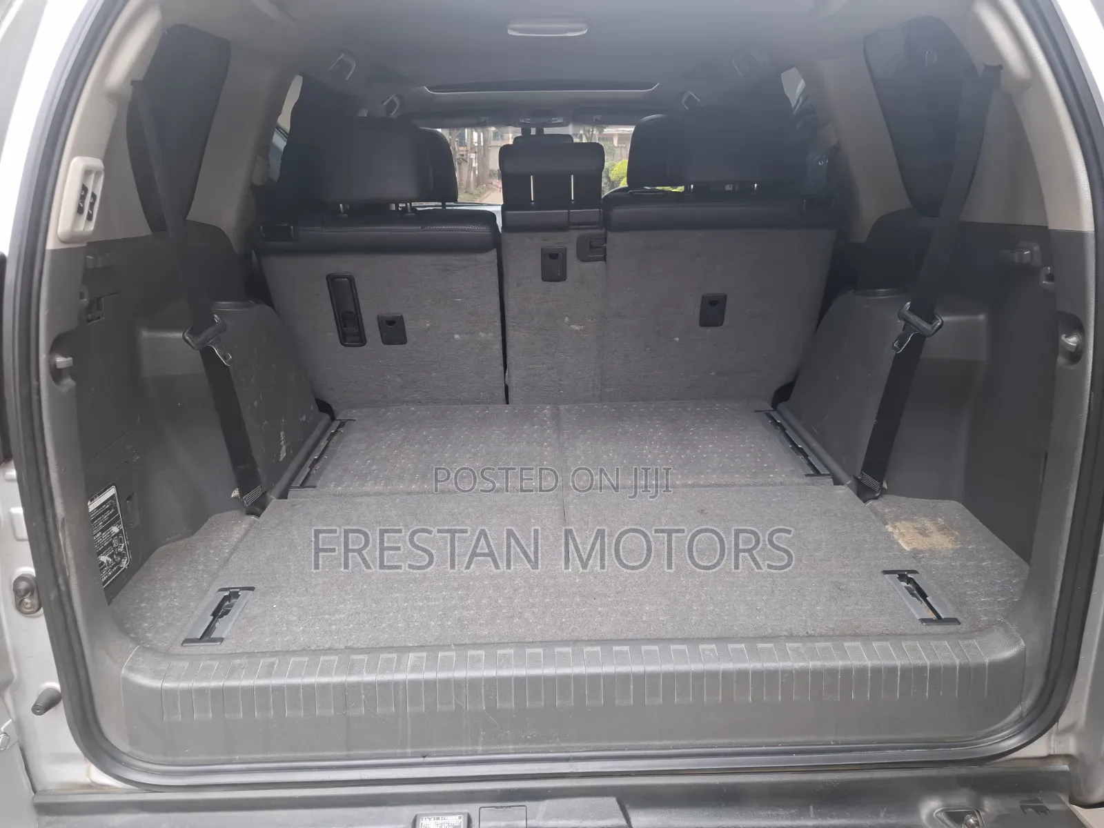 Toyota Land Cruiser Prado 2012 Silver